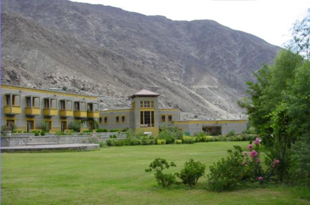 Een van de kantoren van het Aga Khan Development Network in Gilgit.